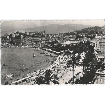 Cannes - Vue Générale et la plage - Alpes-Maritimes 